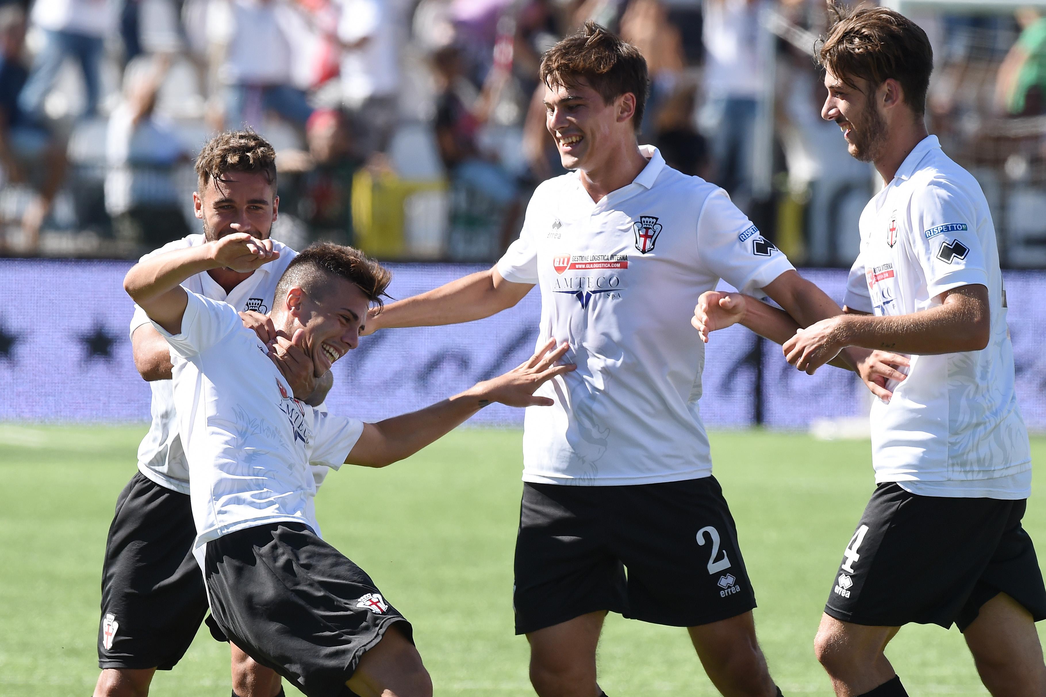 pro vercelli esultanza settembre 2015 ifa