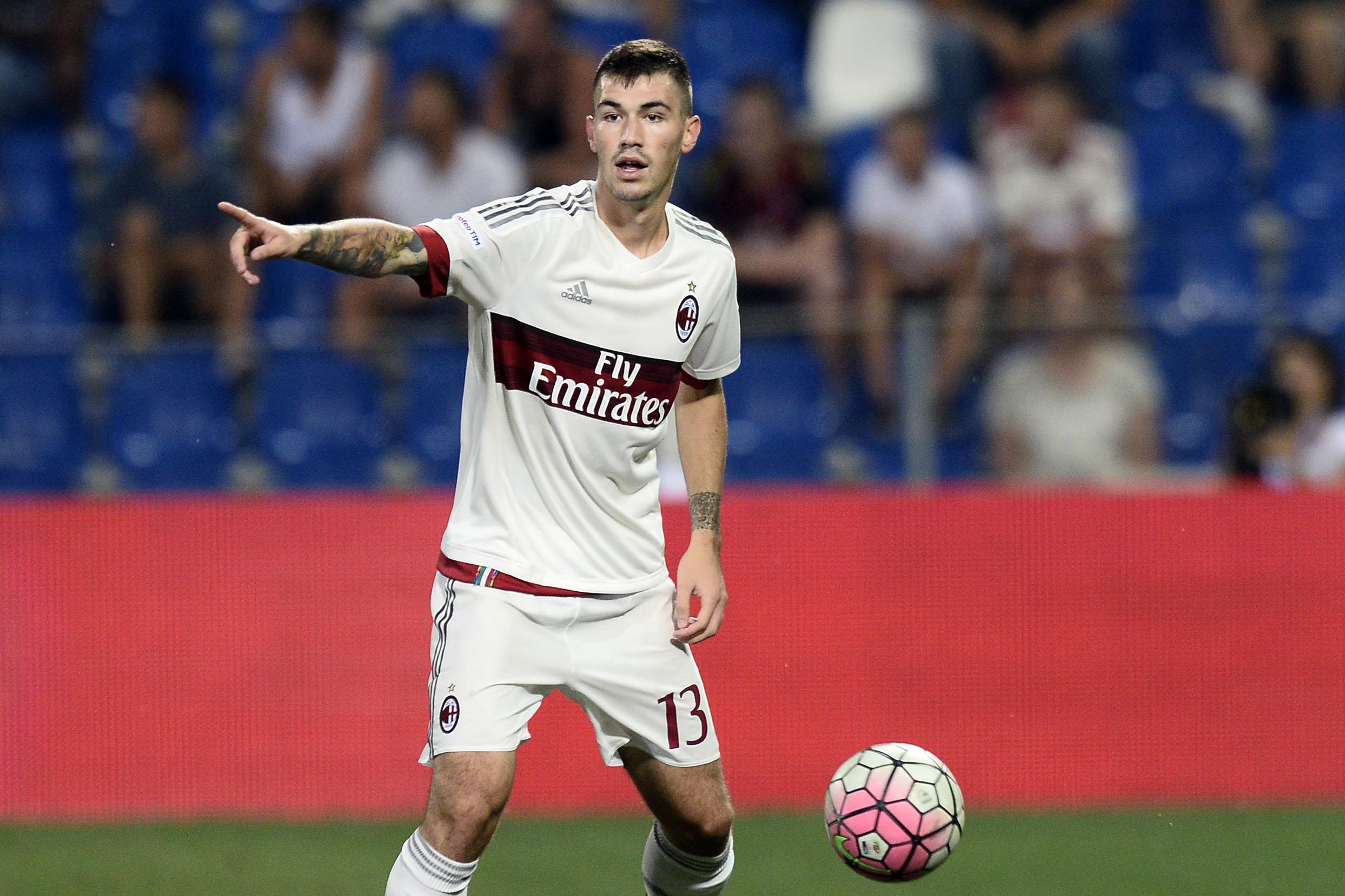romagnoli azione milan away agosto 2015 ifa