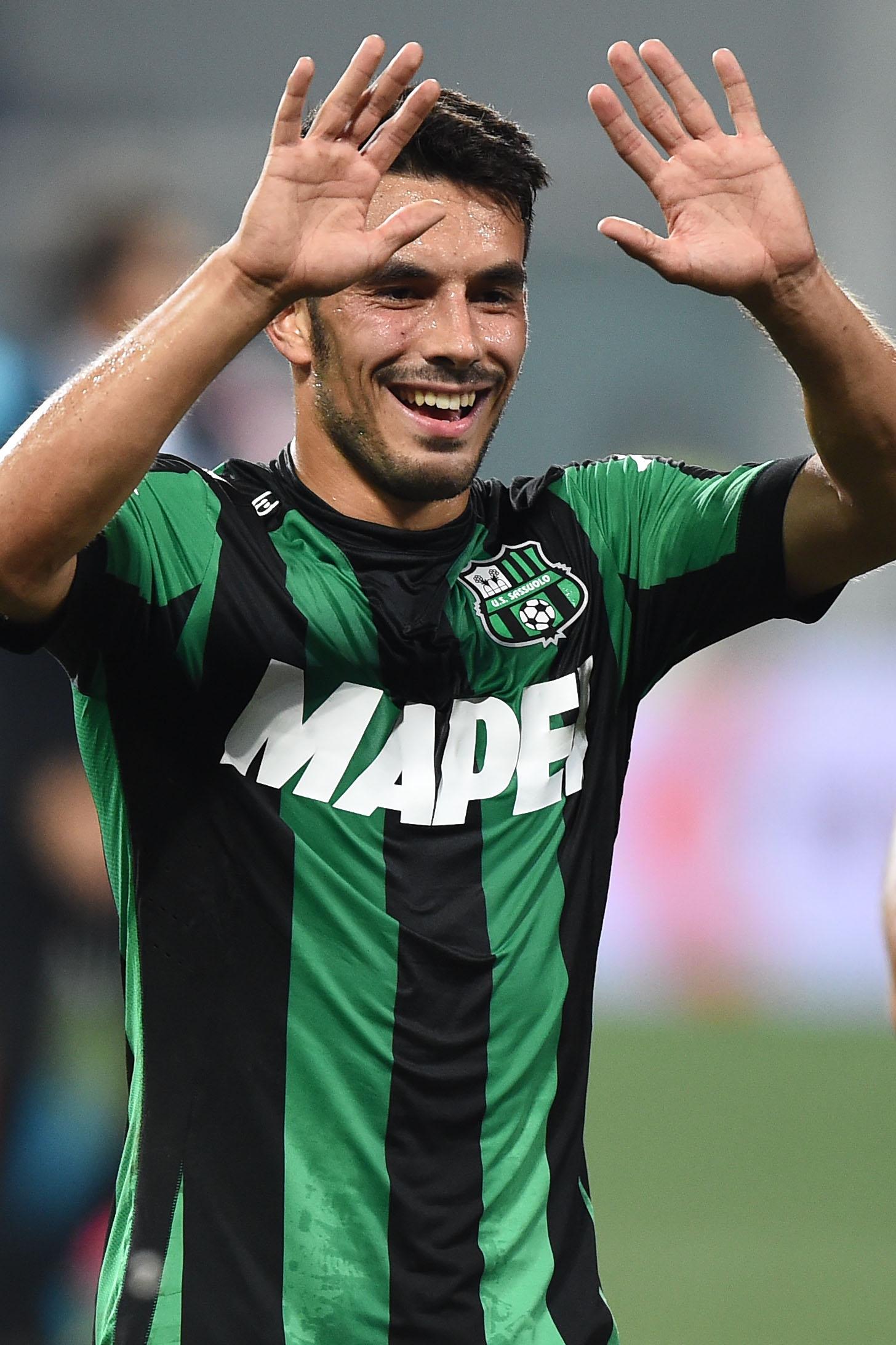 sansone esulta sassuolo agosto 2015 ifa
