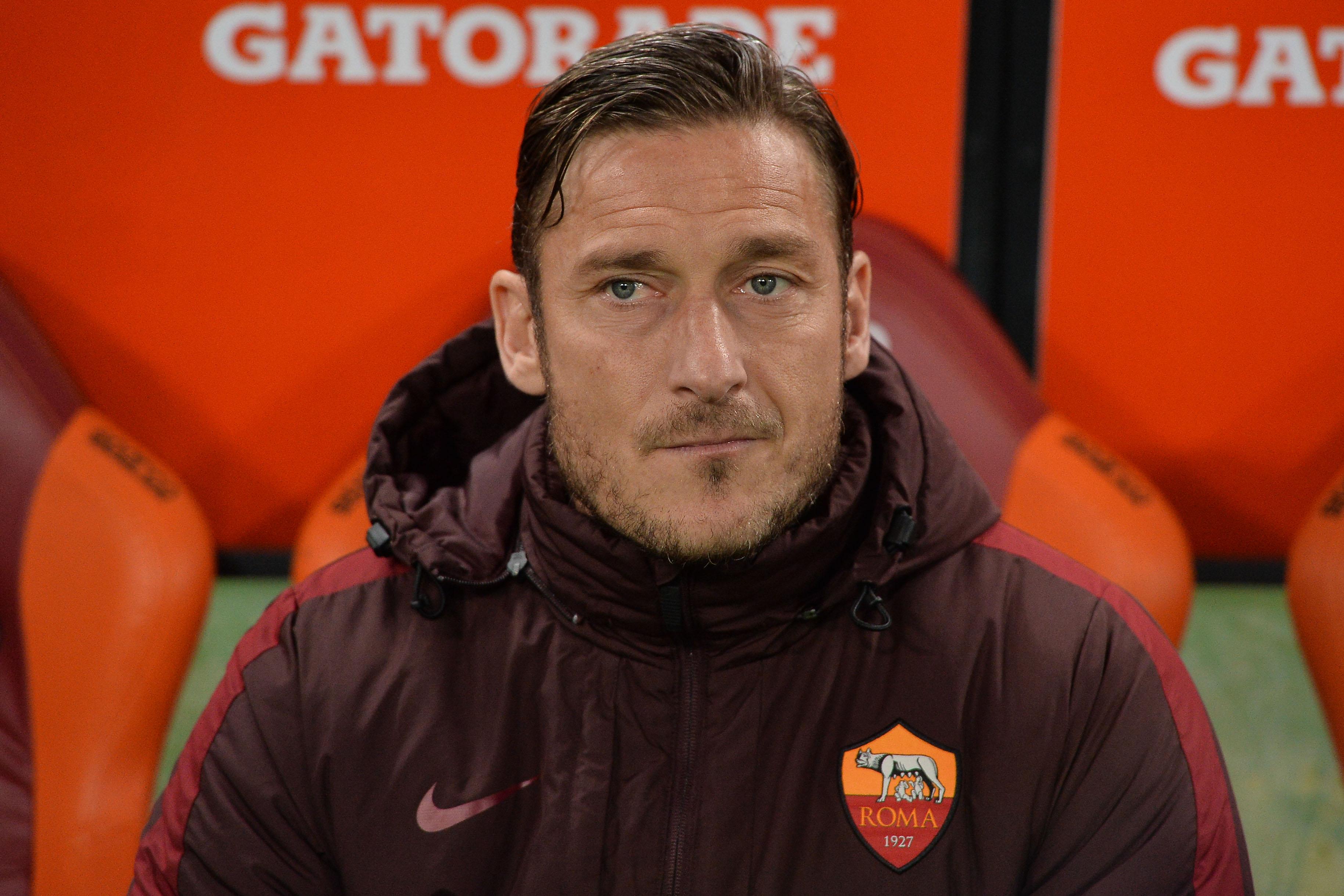 totti panchina roma marzo 2016 ifa