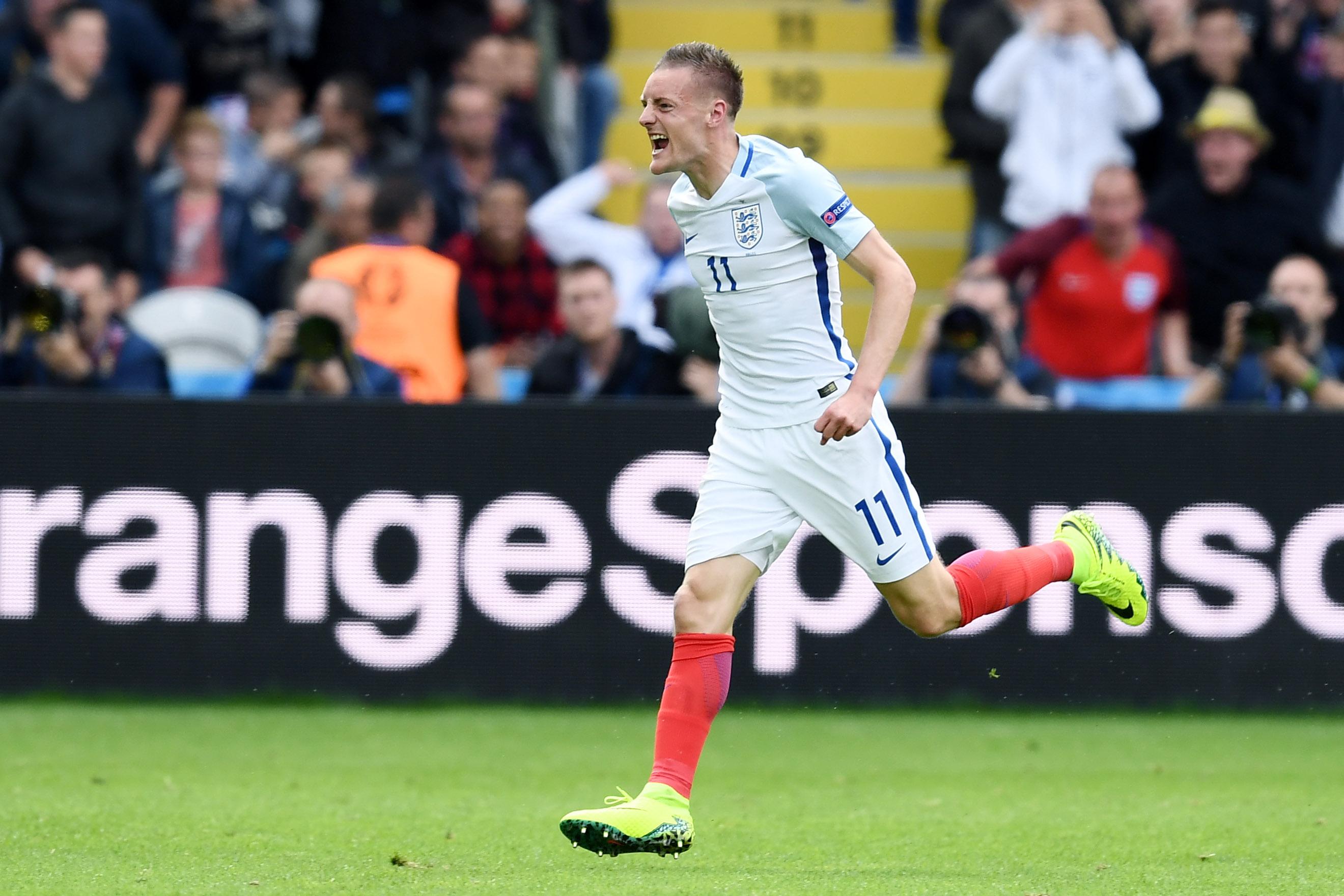 vardy esulta bis inghilterra europei giugno 2016 ifa