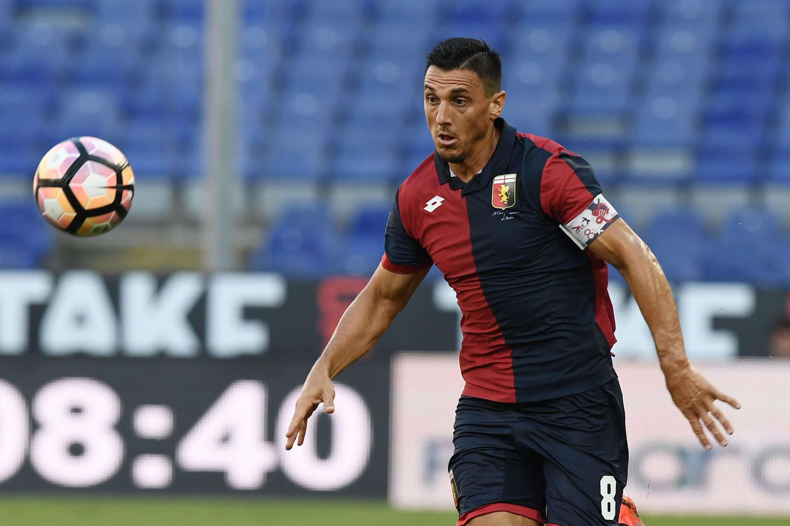 burdisso genoa azione tim cup agosto 2016 ifa scaled