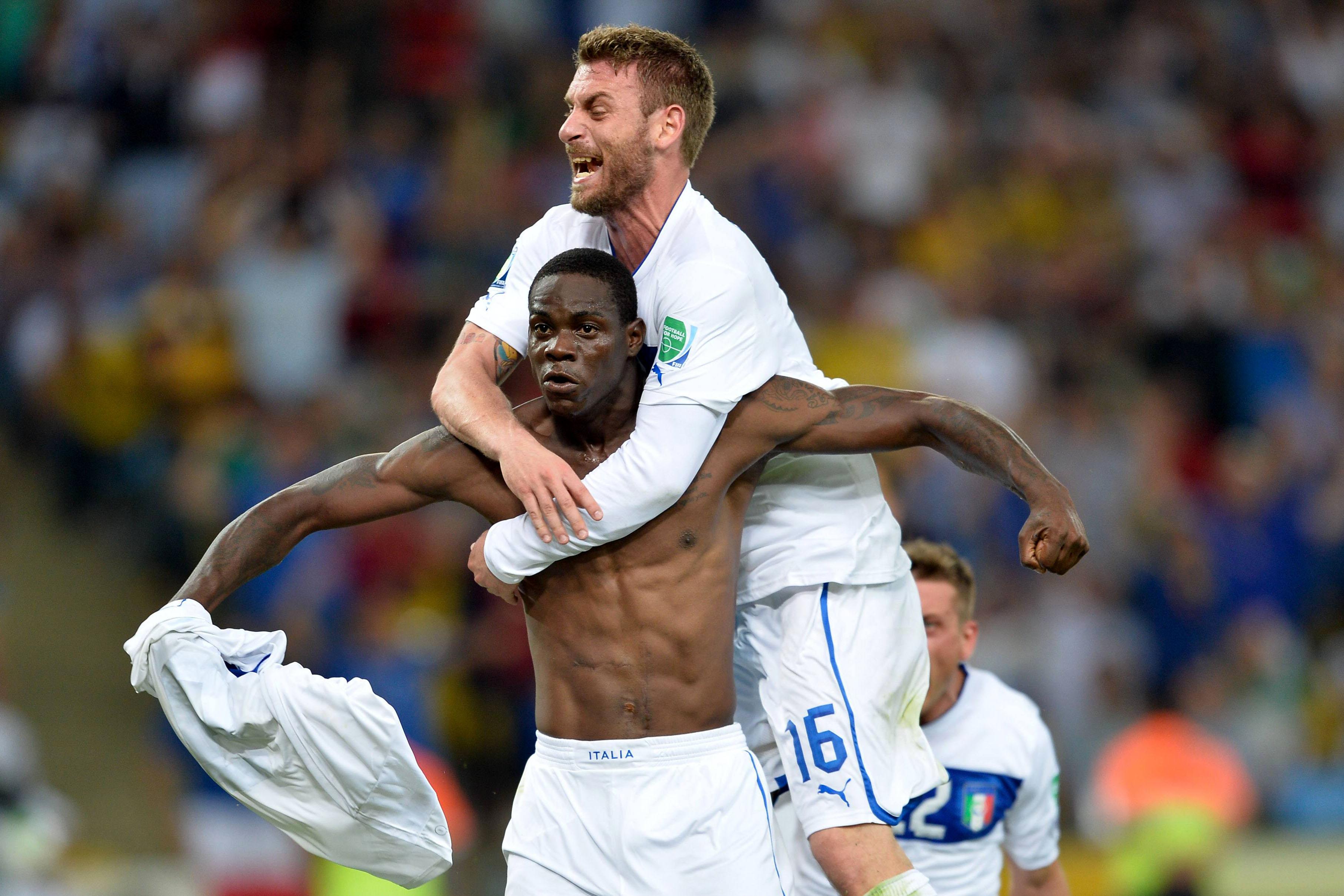 balotelli mario italia conf cup 2013 esulta ifa