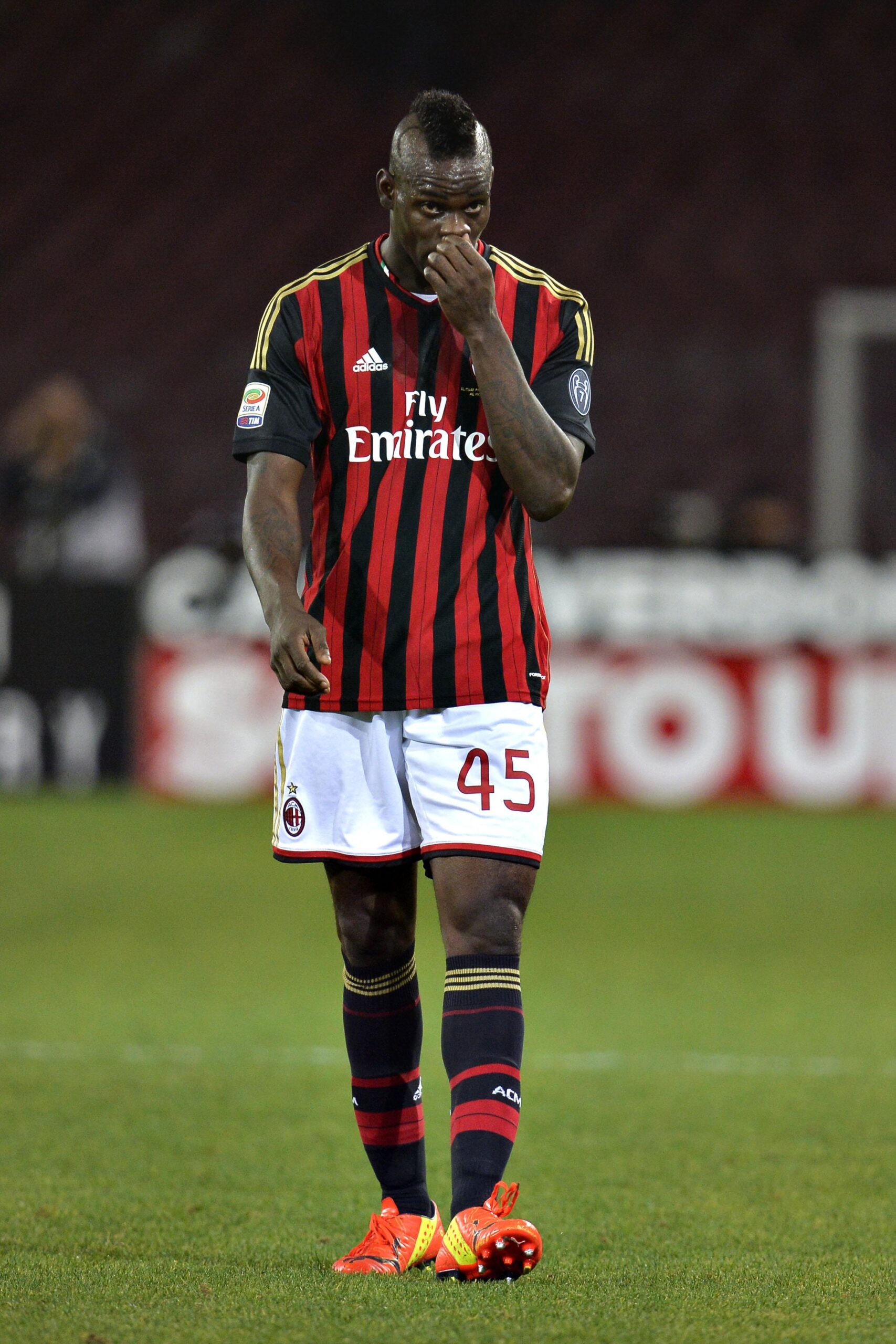 balotelli piange milan febbraio 2014 ifa scaled