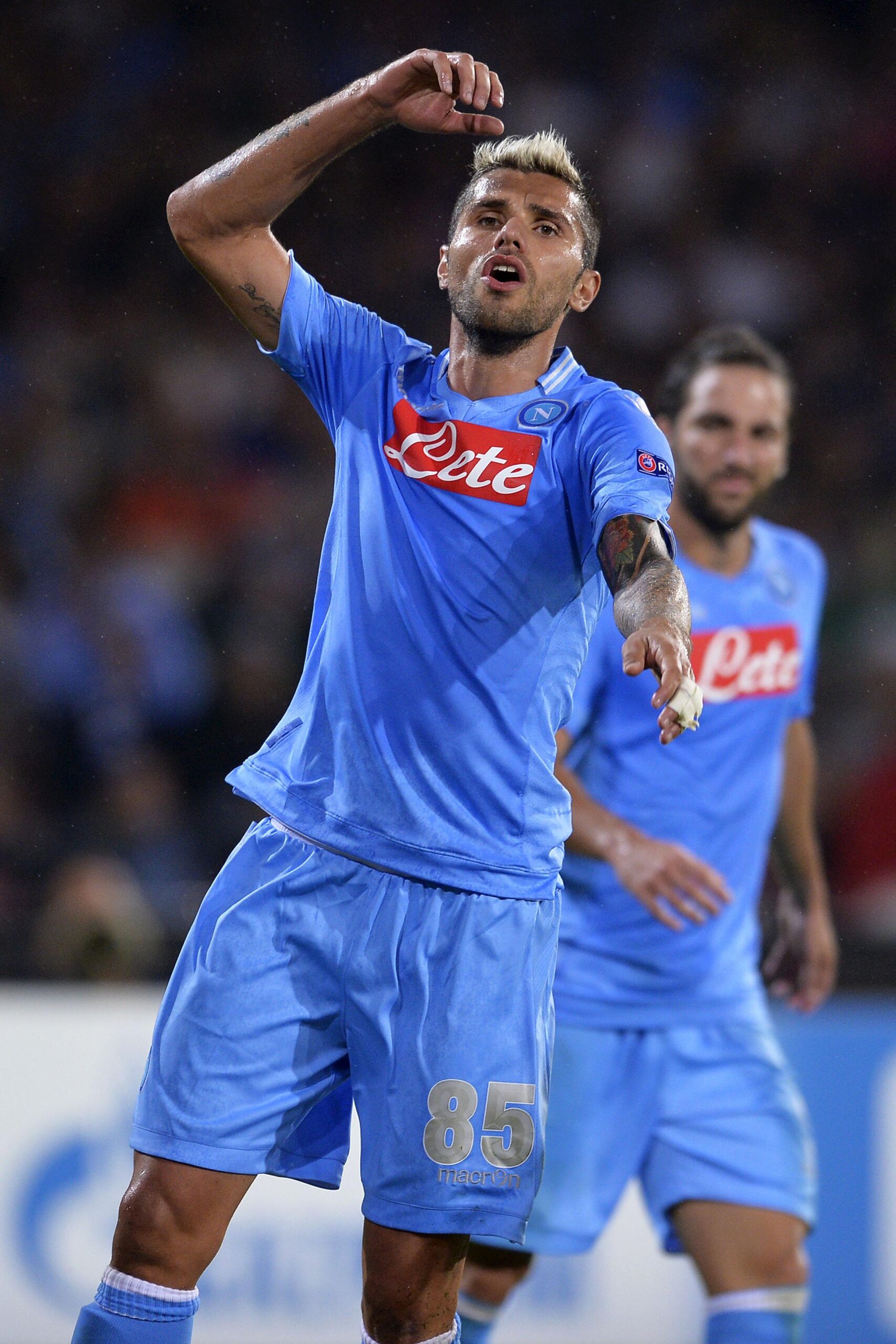 behrami napoli champions 2013 ifa scaled