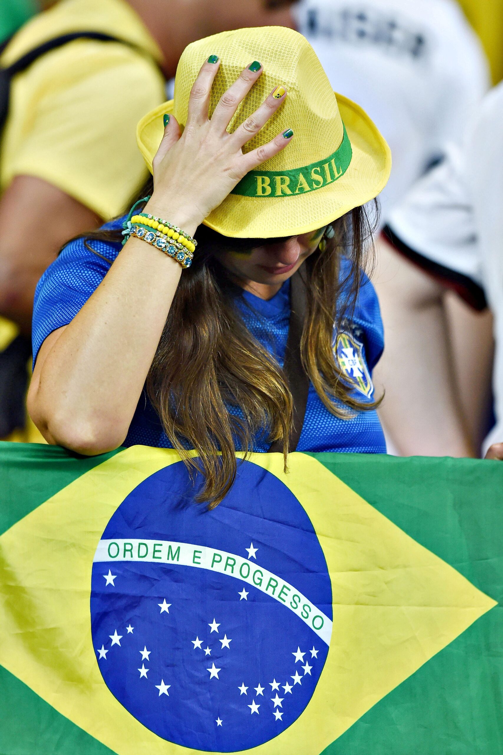 brasile tifosa disperata luglio 2014 ifa scaled