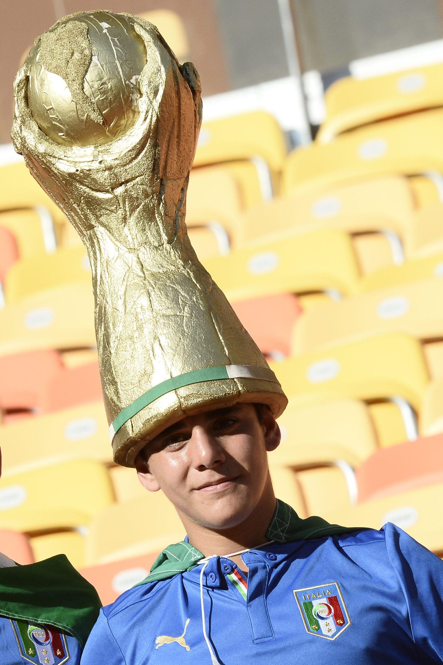 italia tifoso ridicolo giugno 2014 ifa scaled