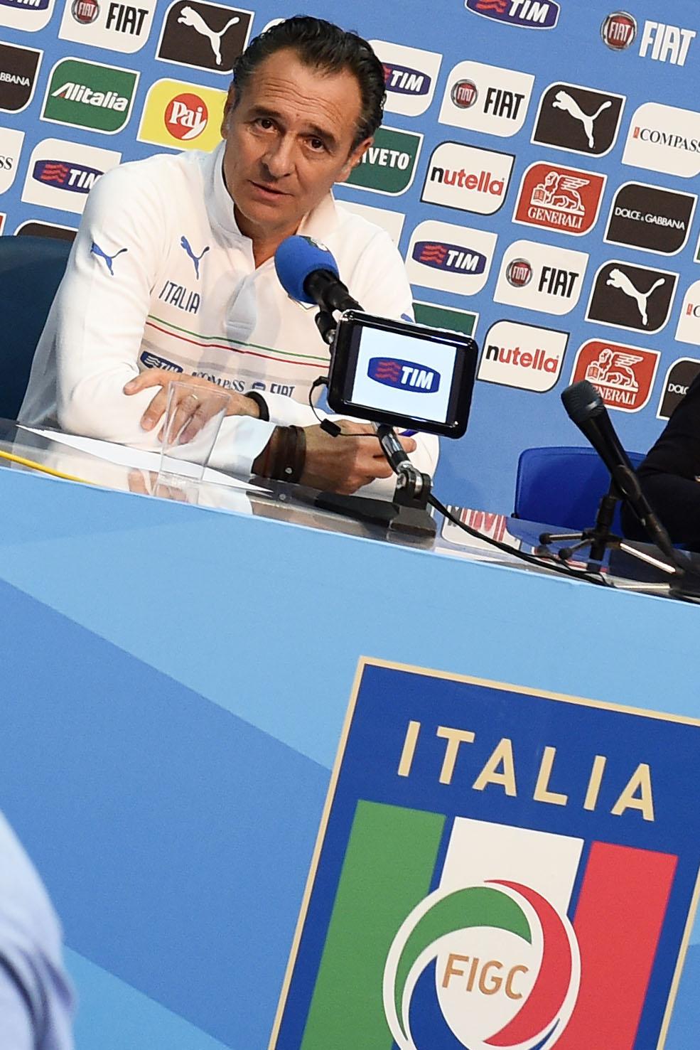 prandelli conferenza italia logo giugno 2014 ifa