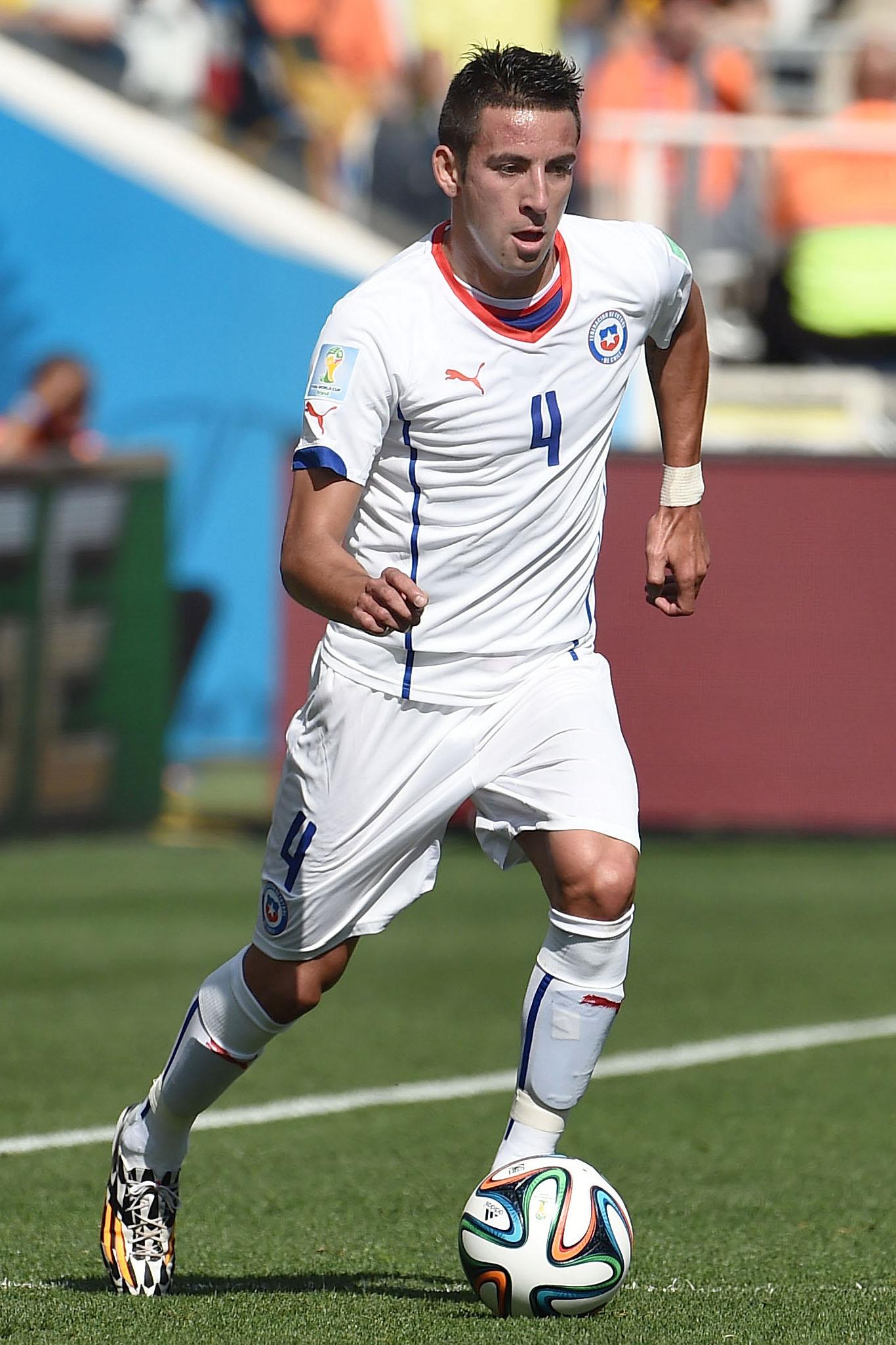 isla cile away giugno 2014 ifa