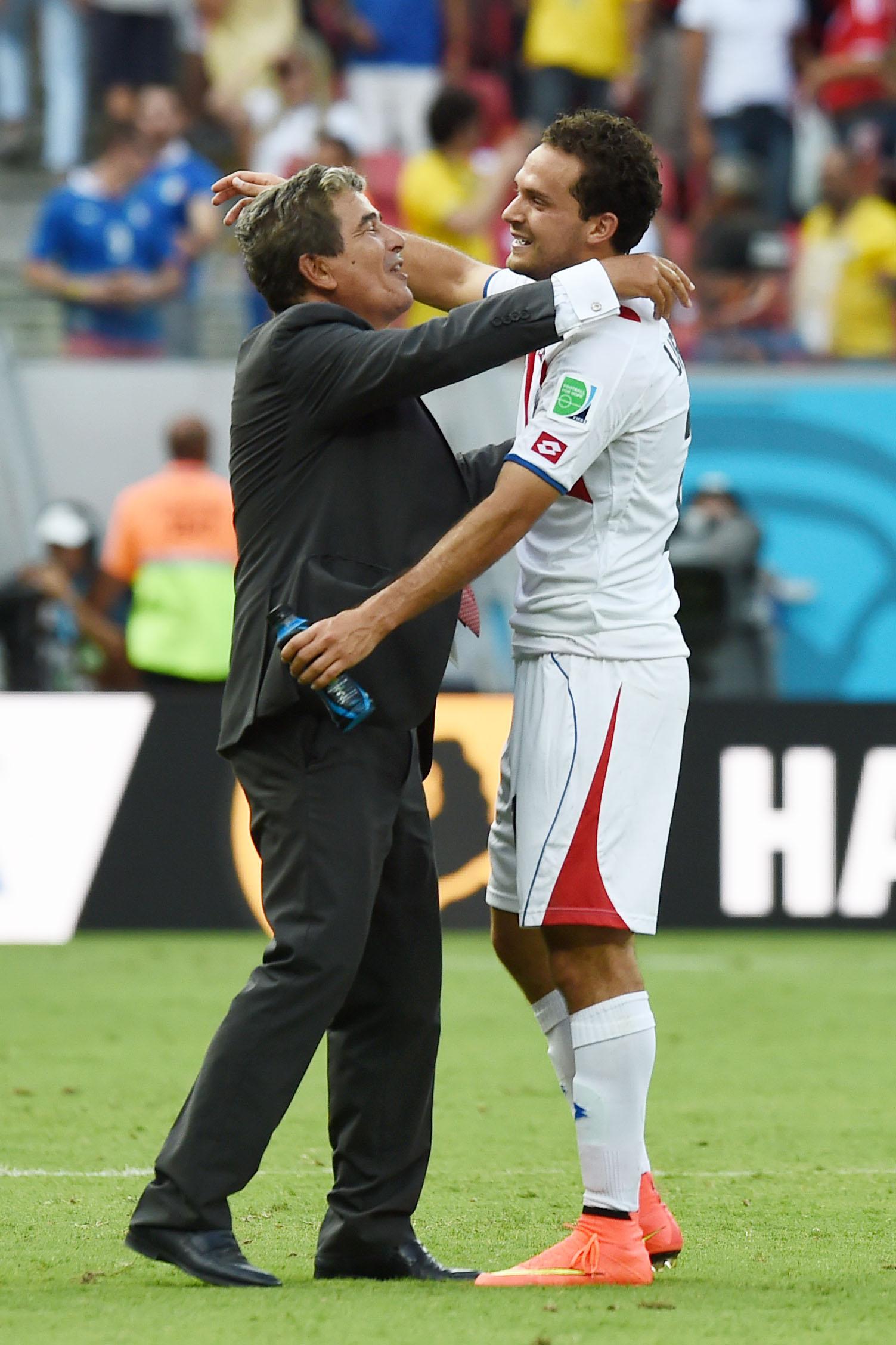 pinto urena abbraccio costa rica giugno 2014 ifa