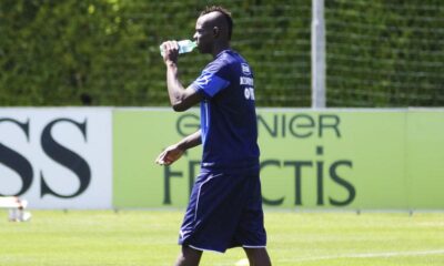 balotelli mario acqua allenamento italia maggio 2014