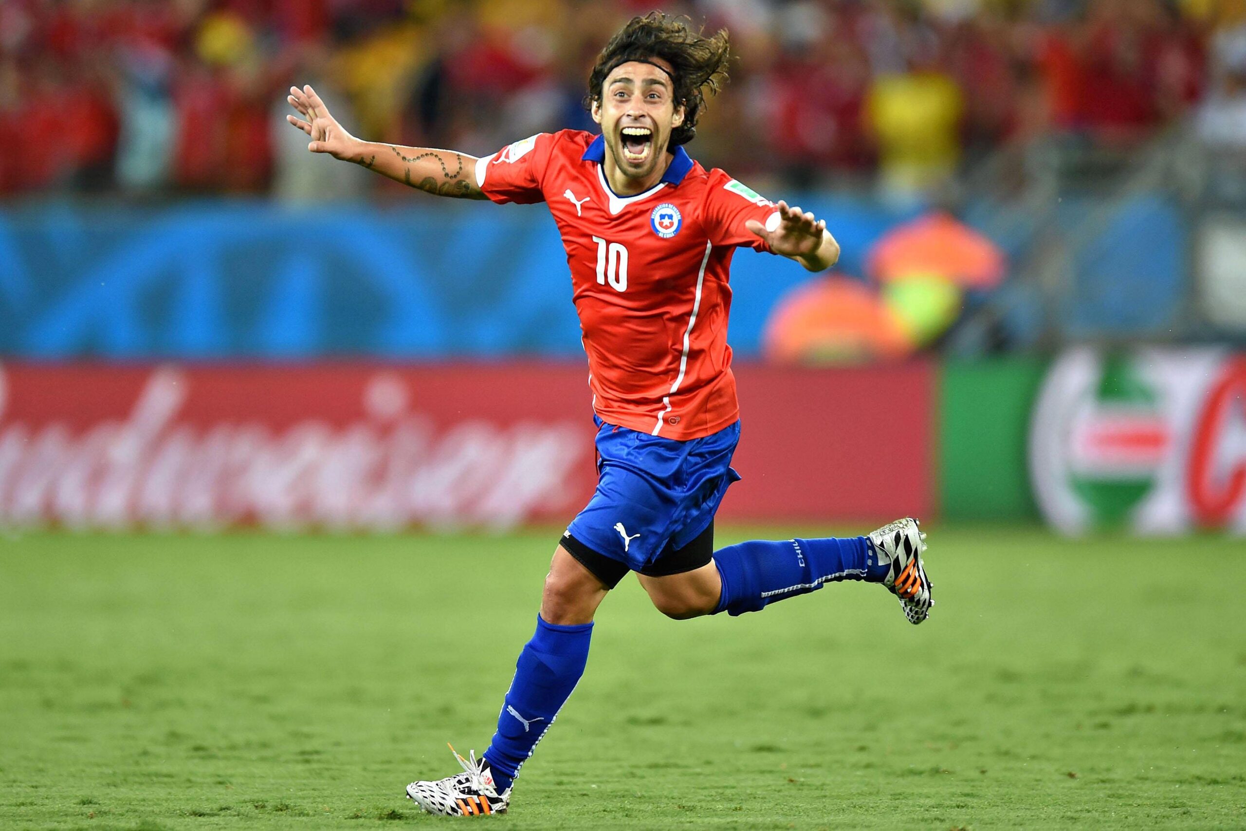 valdivia esulta cile giugno 2014 ifa scaled