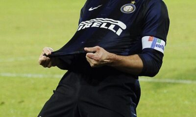 cambiasso esulta maglia inter 2013 ifa
