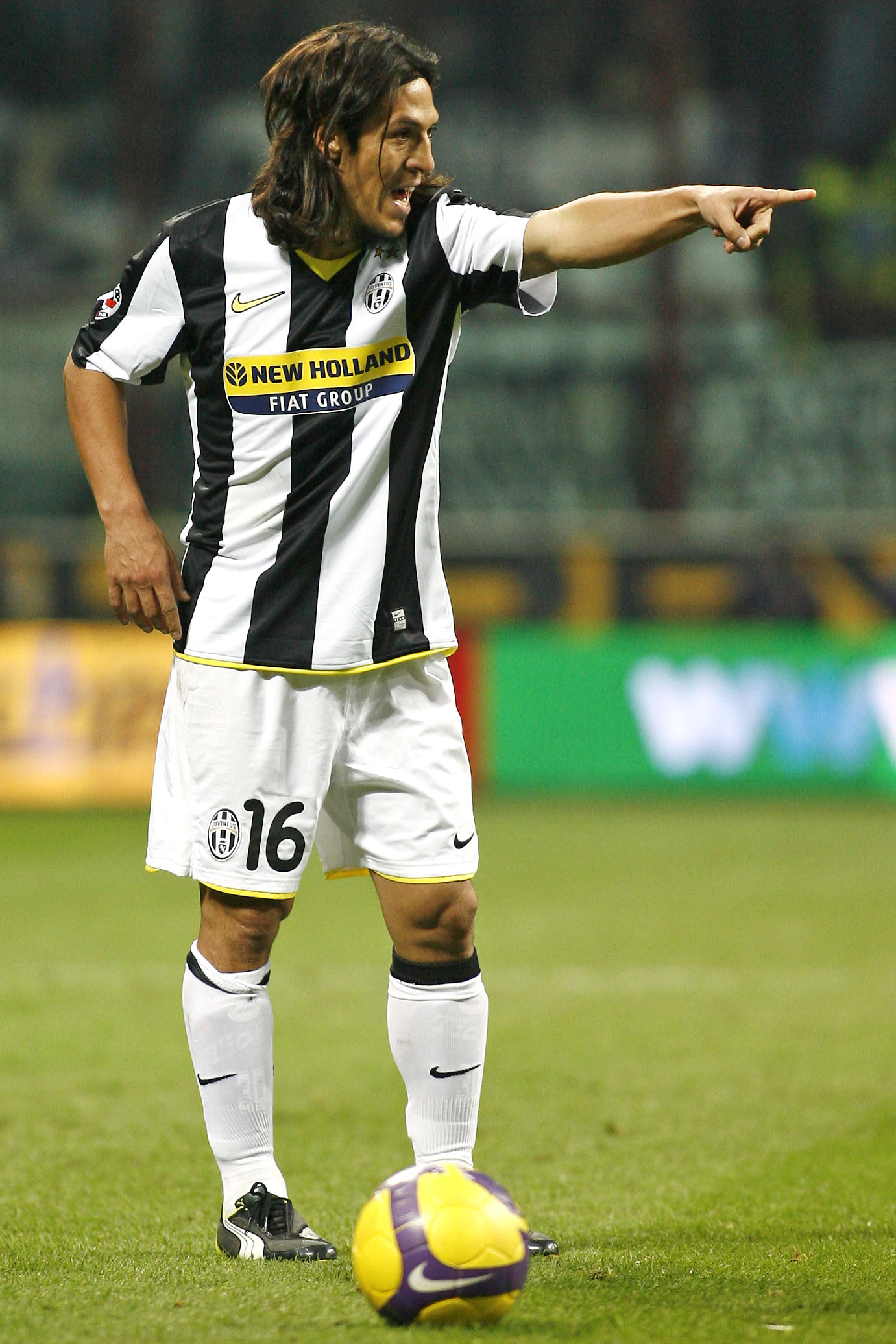 camoranesi juventus 2009 ifa