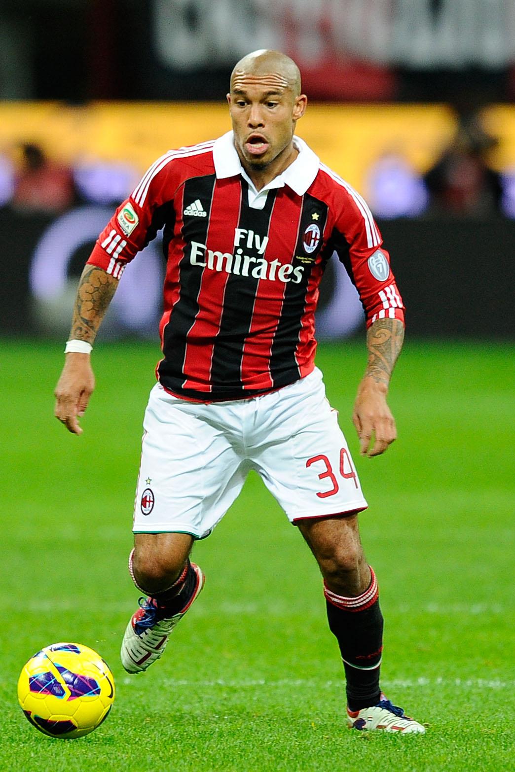 de jong milan tris ifa