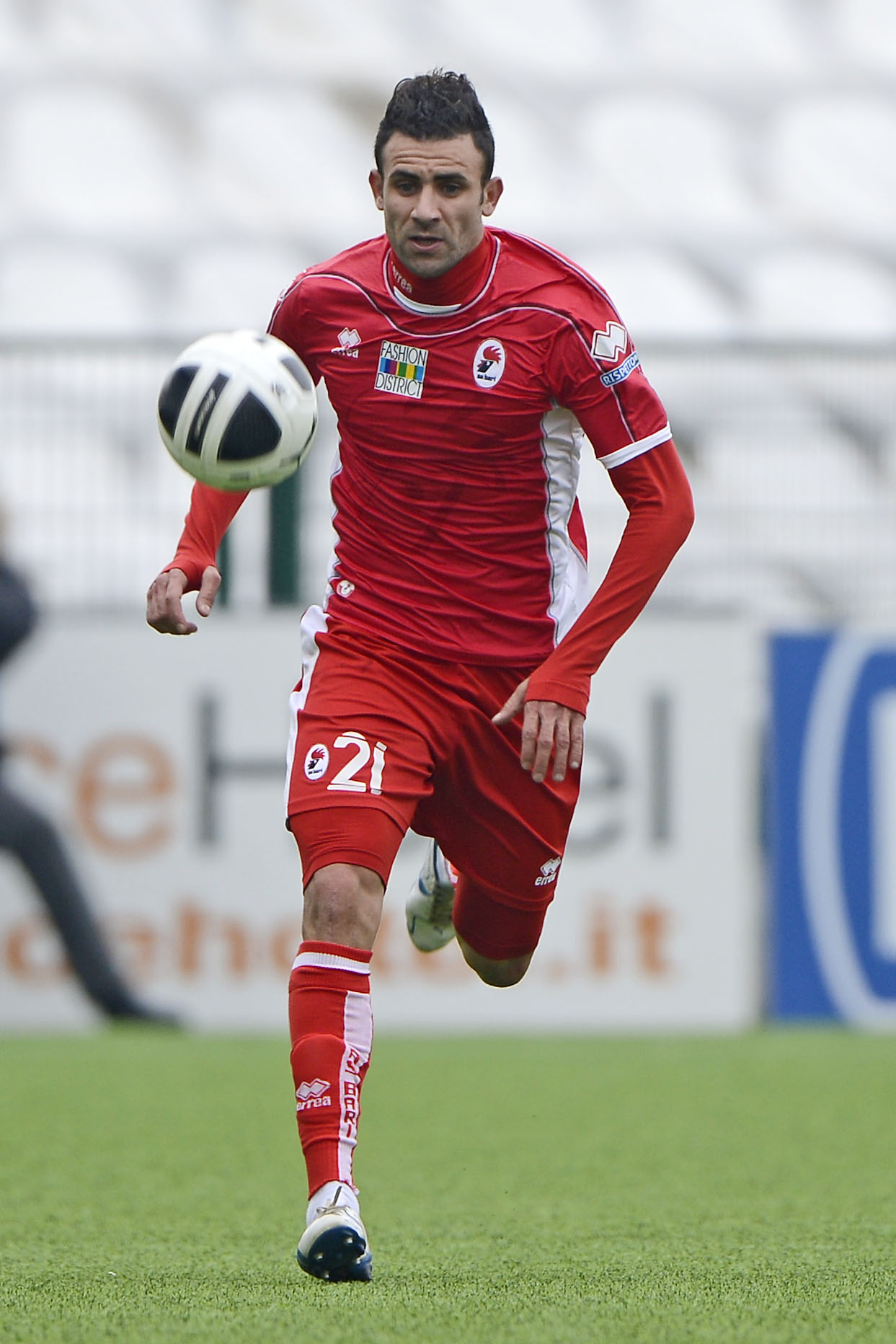 ghezzal bari maglia rossa ifa