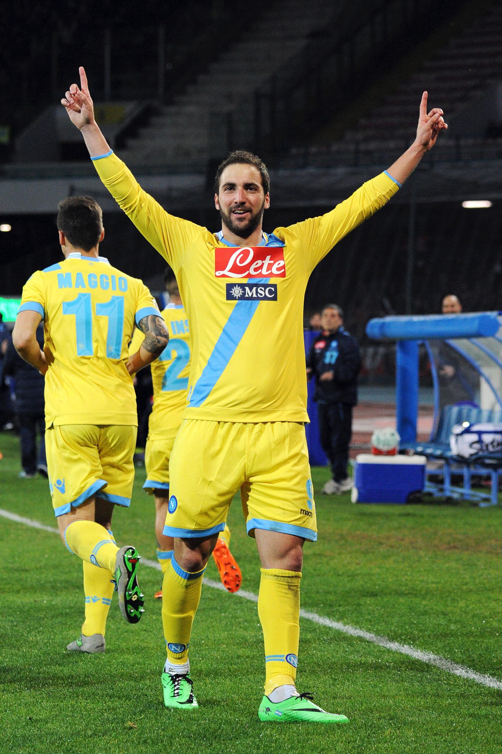 higuain esulta napoli away febbraio 2014 ifa scaled