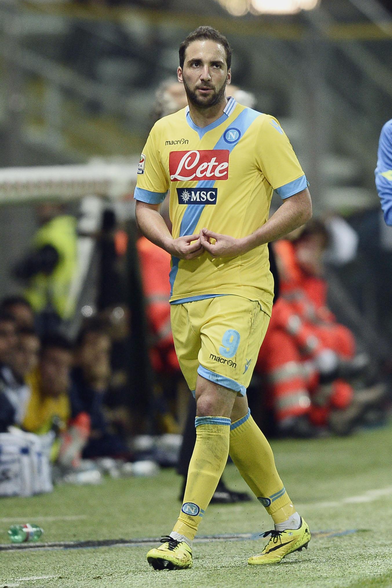 higuain napoli away aprile 2014 ifa