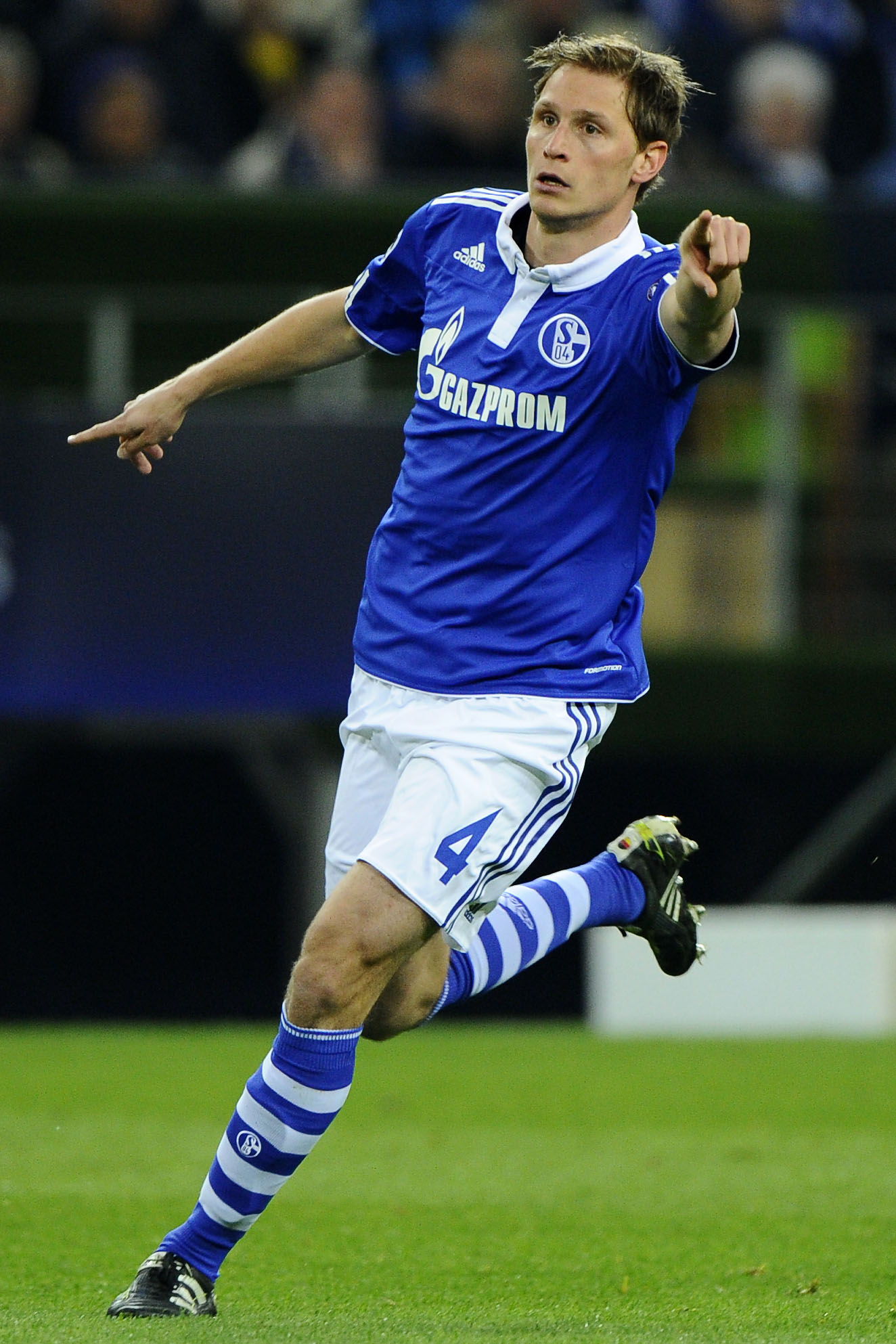 howedes benedikt schalke (partita) ifa