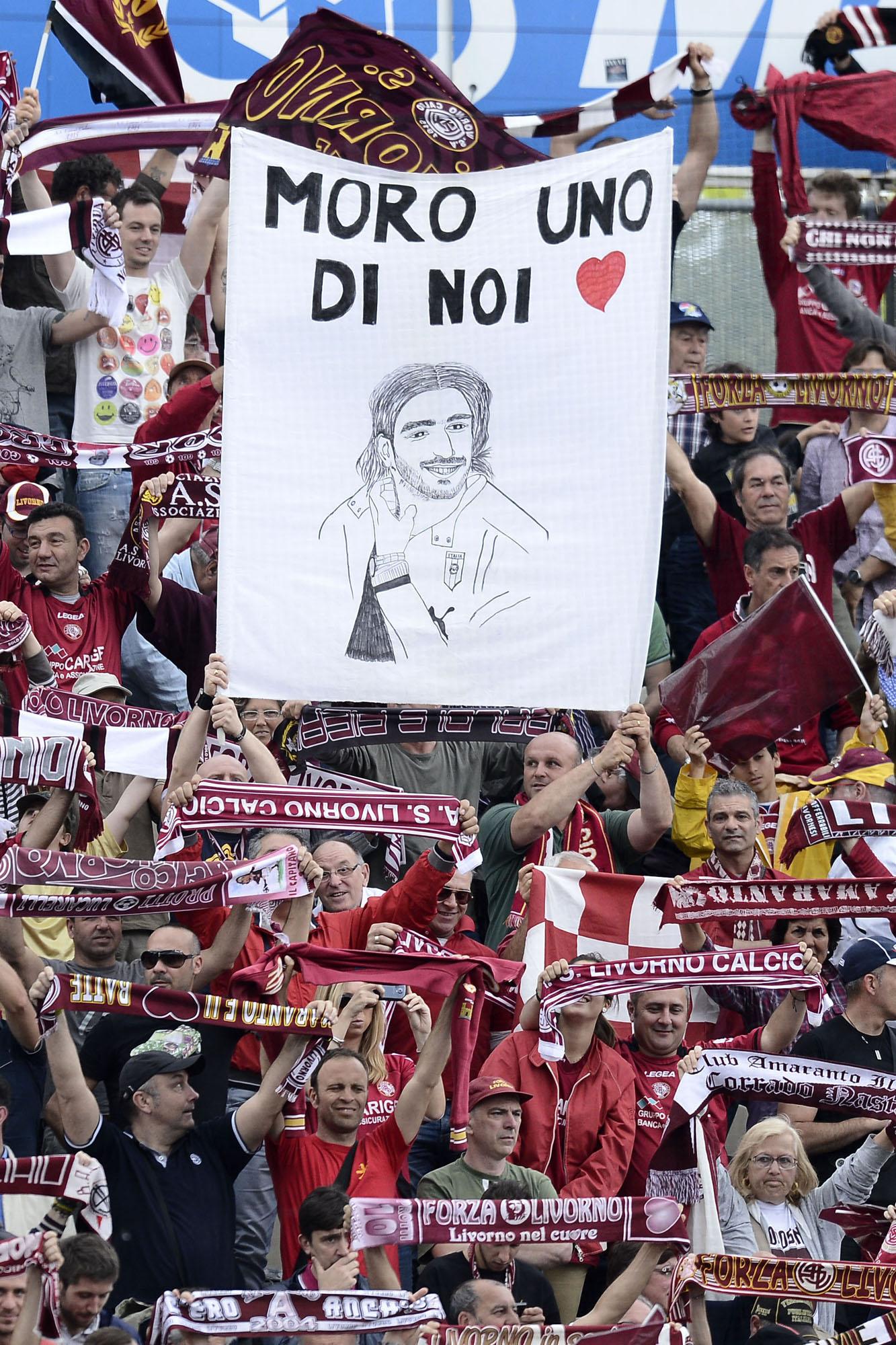 livorno tifosi striscione morosini 2013 ifa