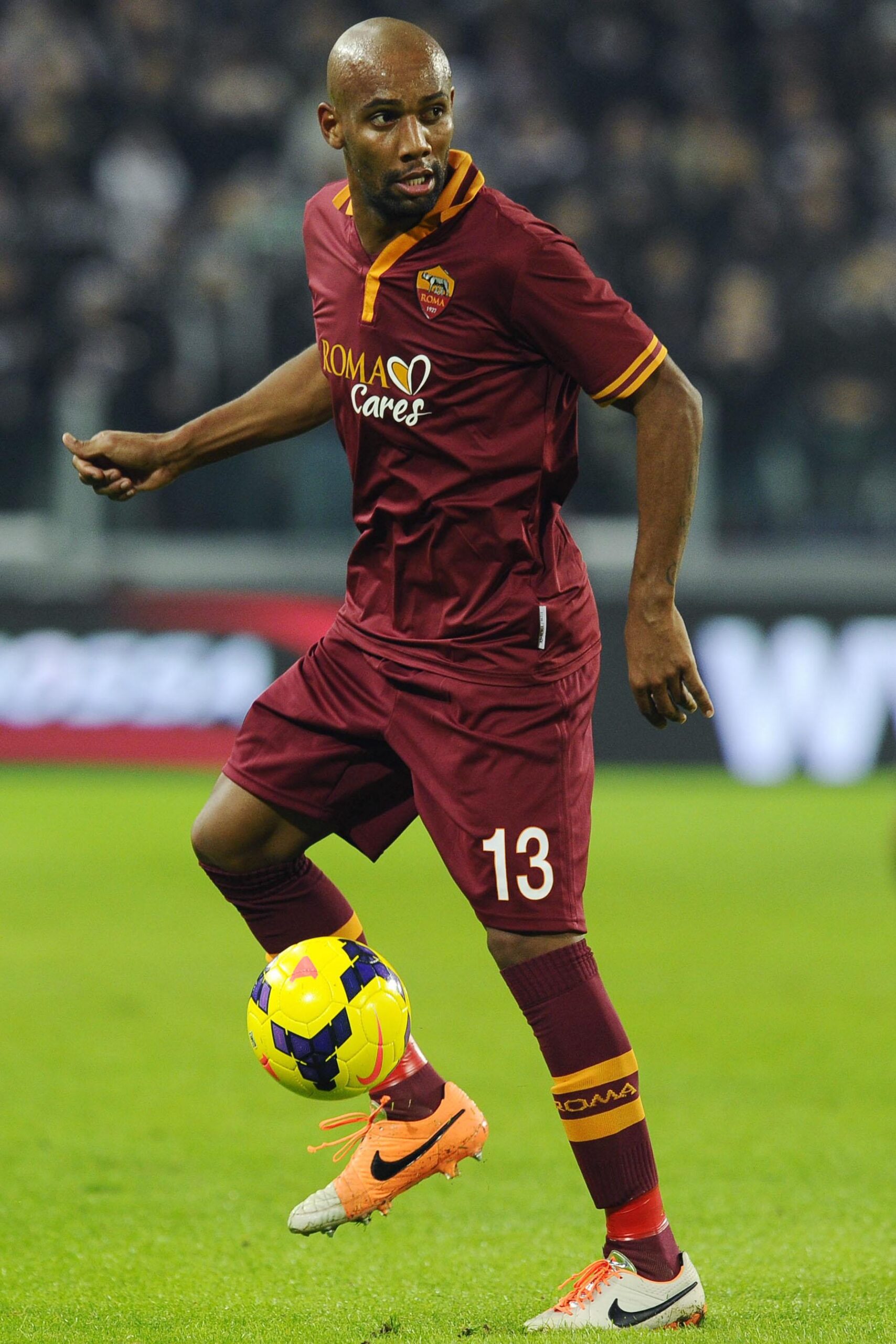 maicon azione roma gennaio 2014 ifa scaled