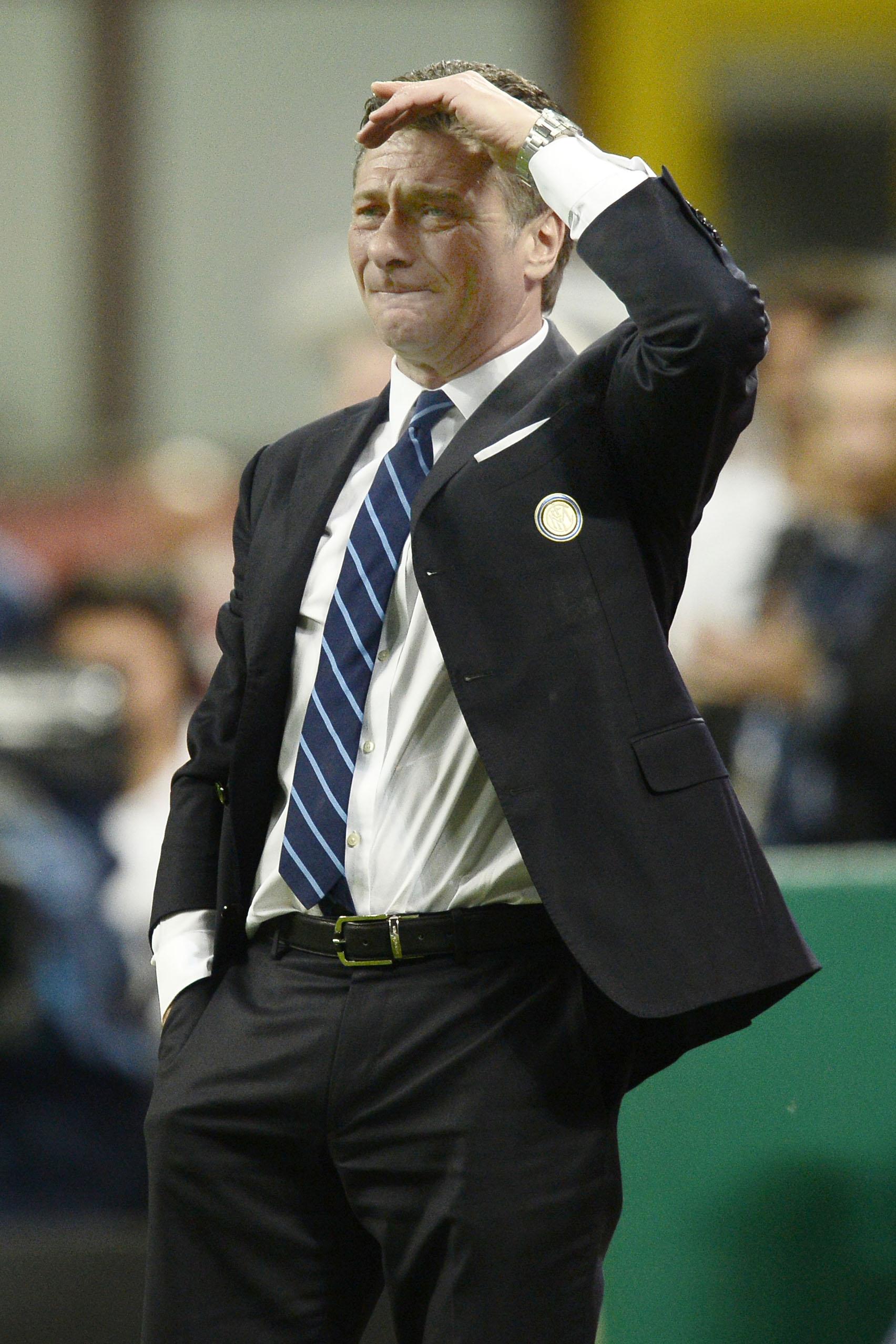 mazzarri gesto inter aprile 2014 ifa