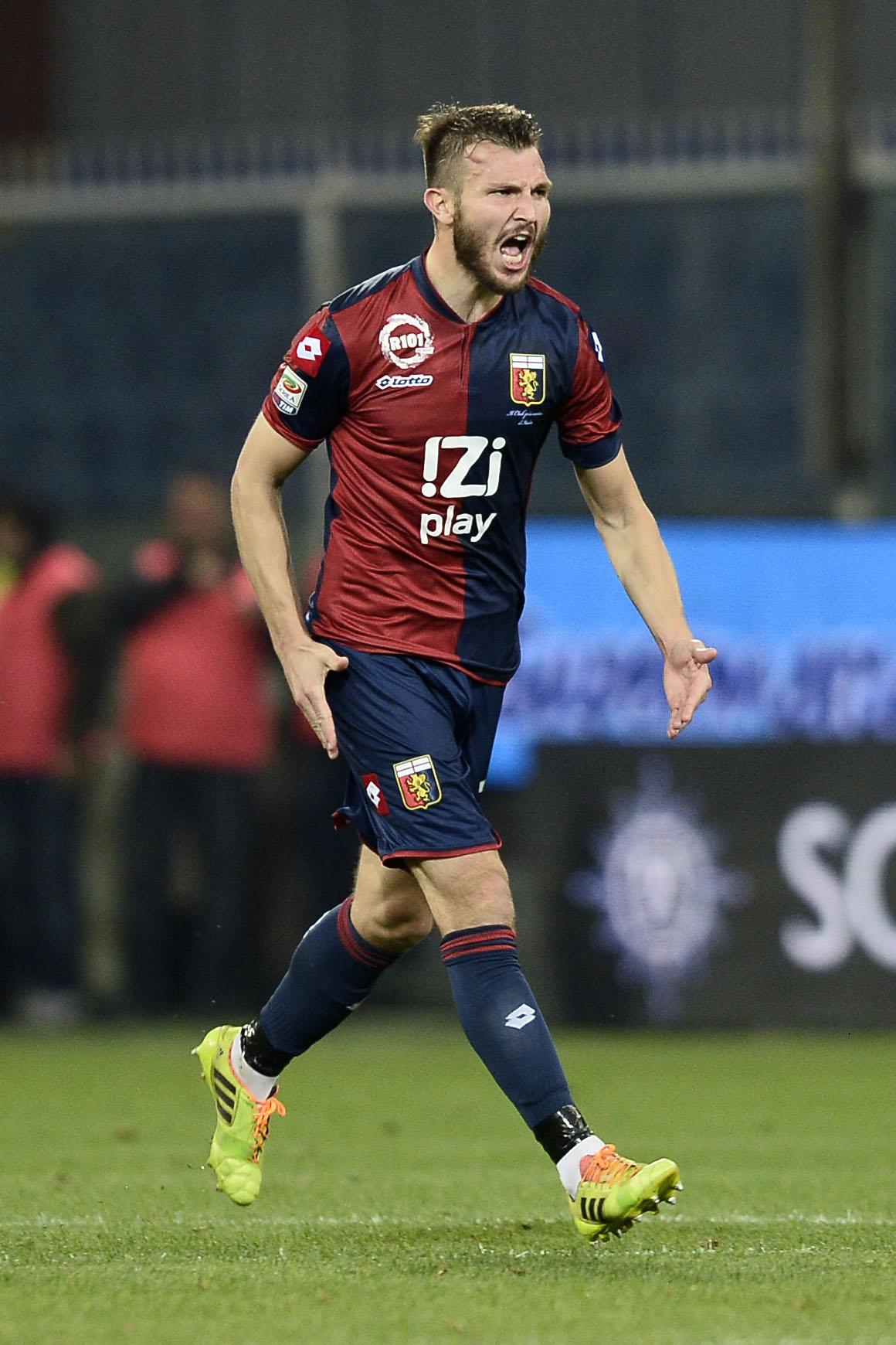 motta esulta genoa aprile 2014 ifa