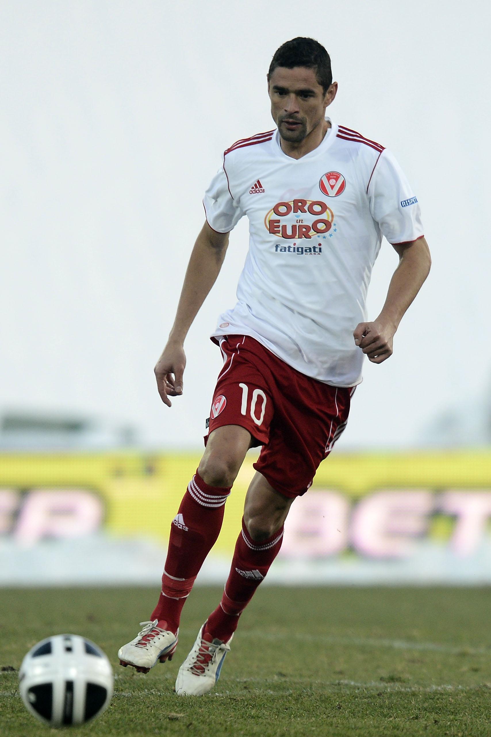 neto pereira varese maglia bianca 2012 ifa
