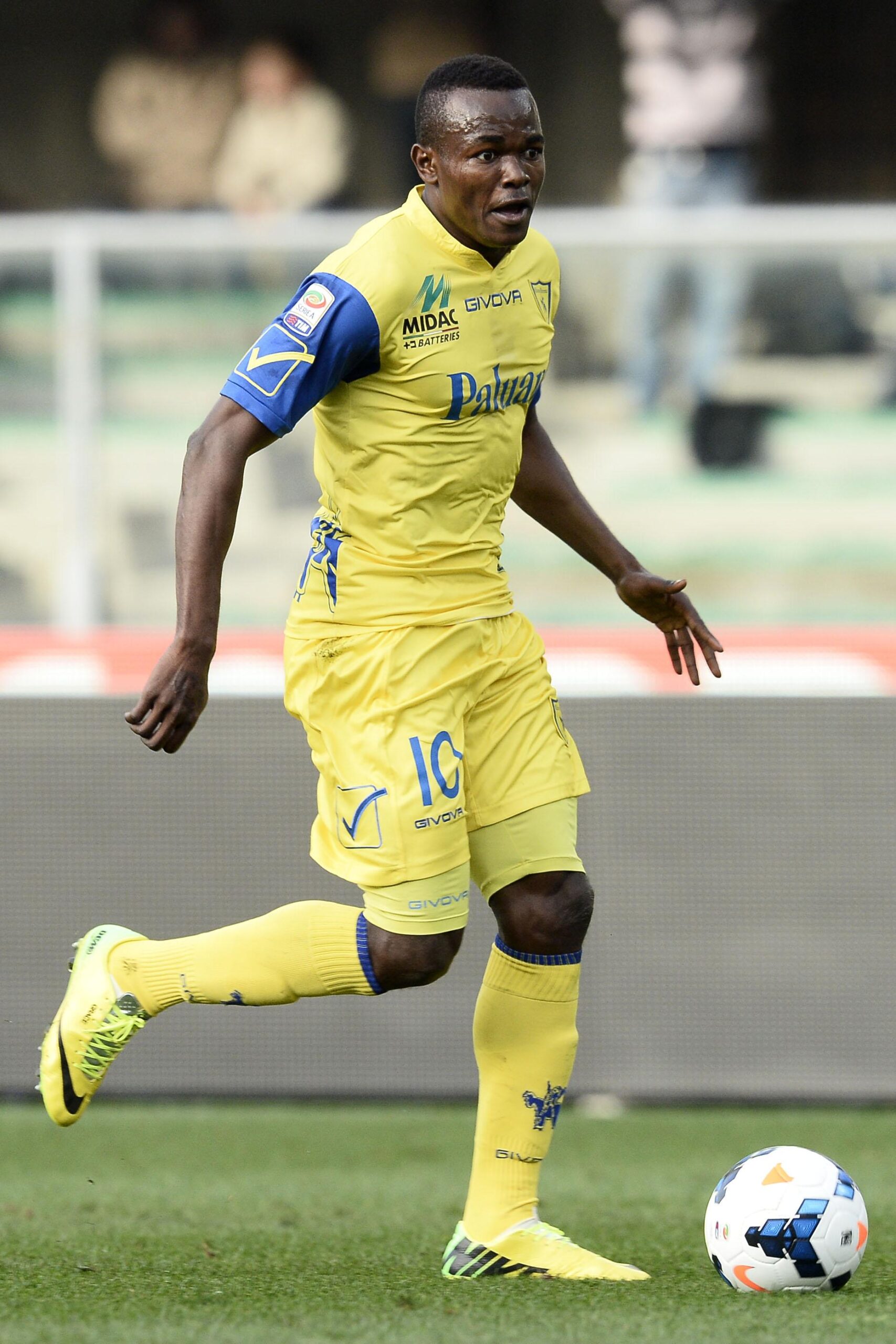 obinna chievo aprile 2014 ifa scaled