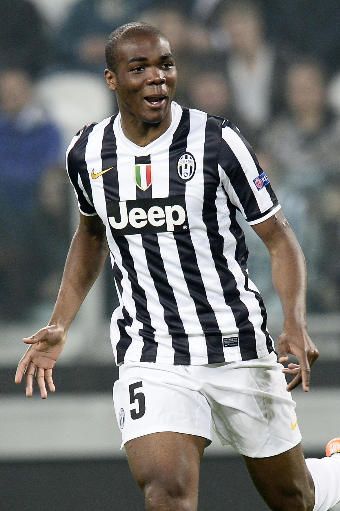 ogbonna esulta juventus europaleague marzo 2014 ifa