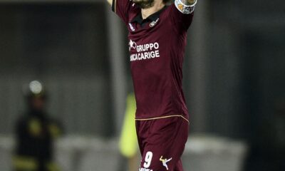 paulinho esulta livorno marzo 2014 ifa