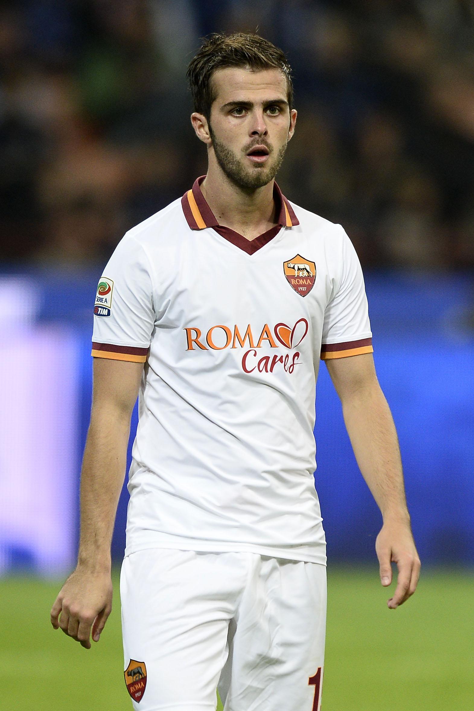 pjanic roma away 2013 ifa