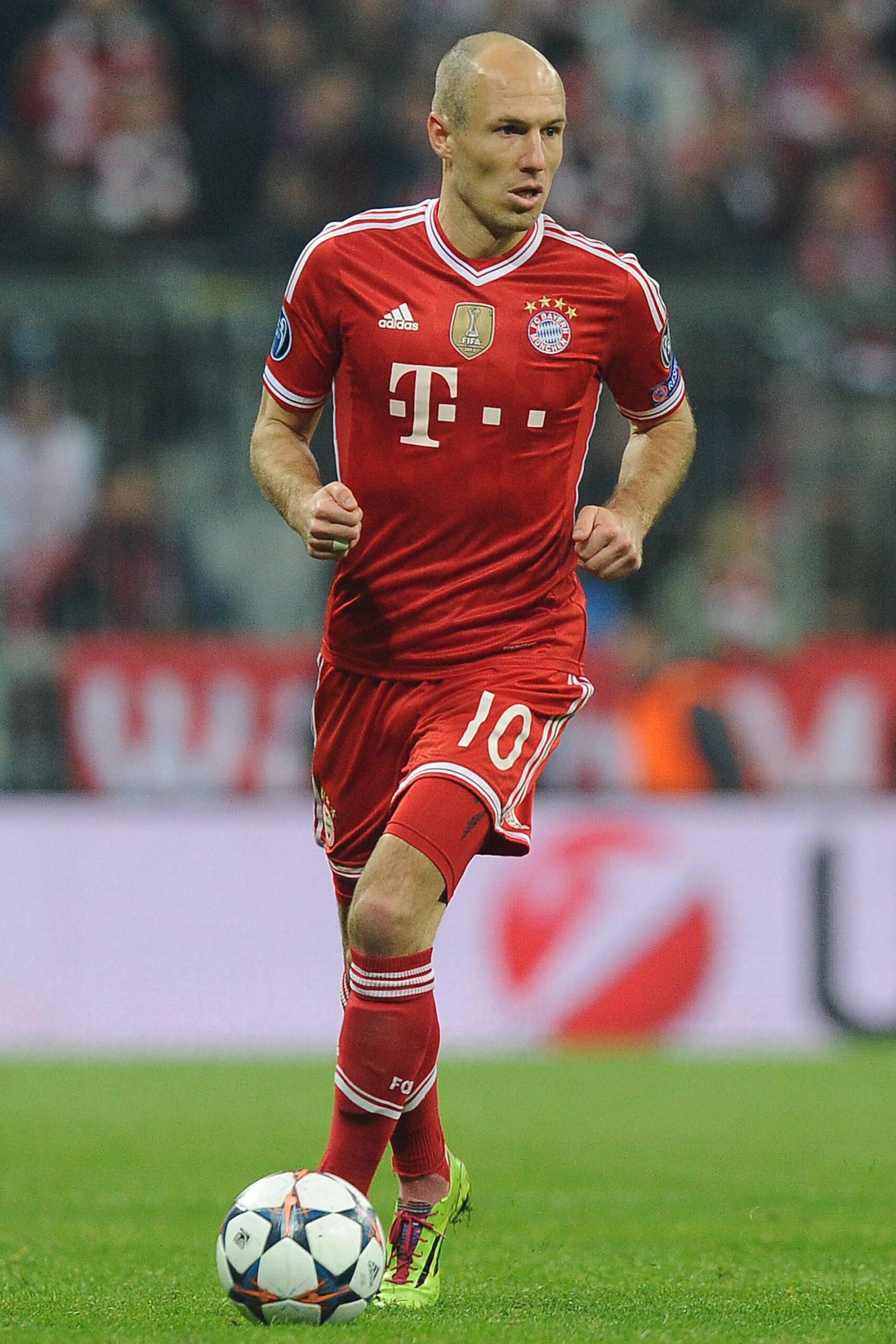 robben azione bayern monaco champions marzo 2014 ifa scaled