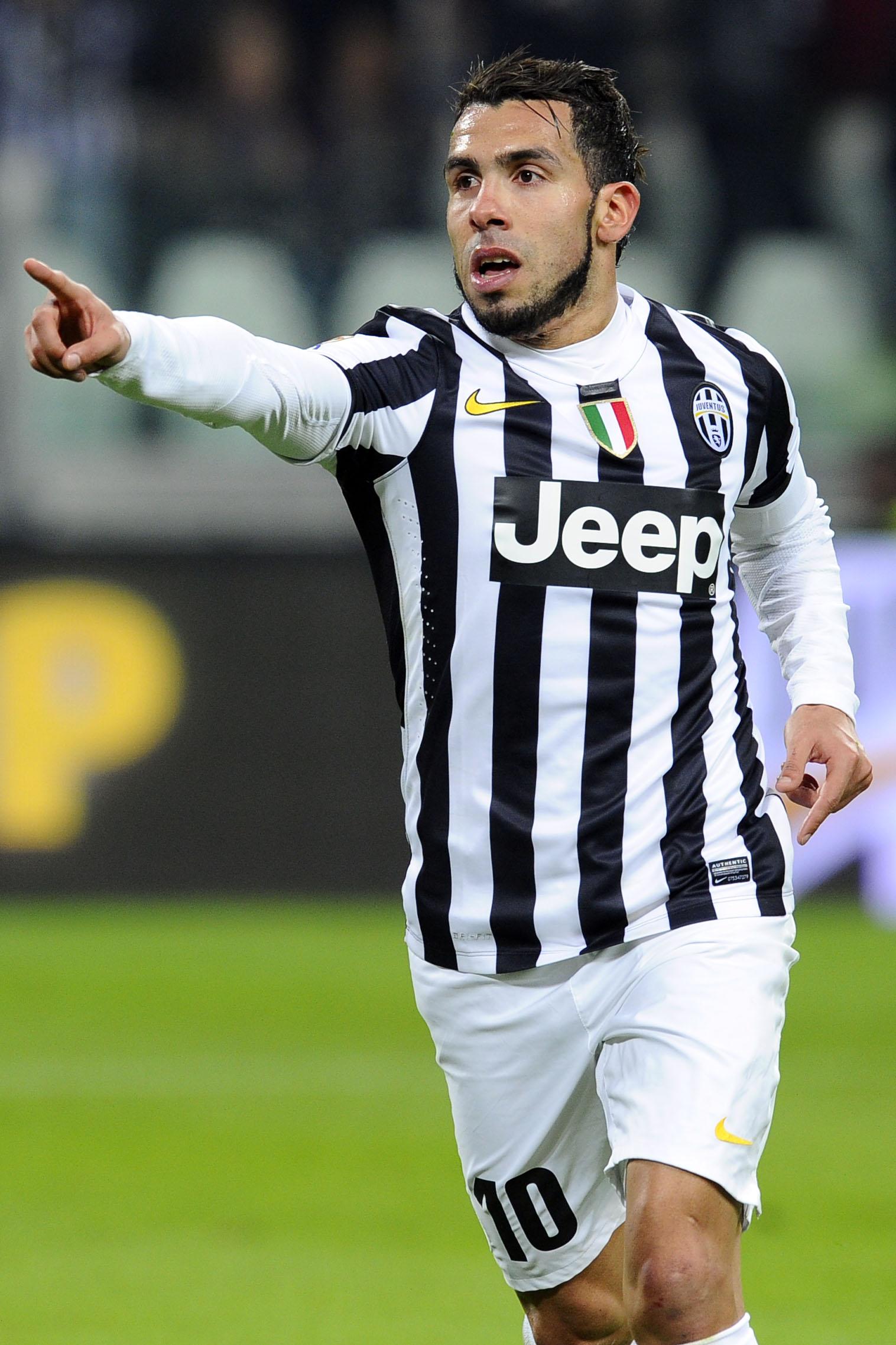 tevez dito esulta juventus 2013 ifa